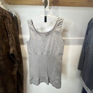 Skinnygirl Light Gray Seamless Tank Top